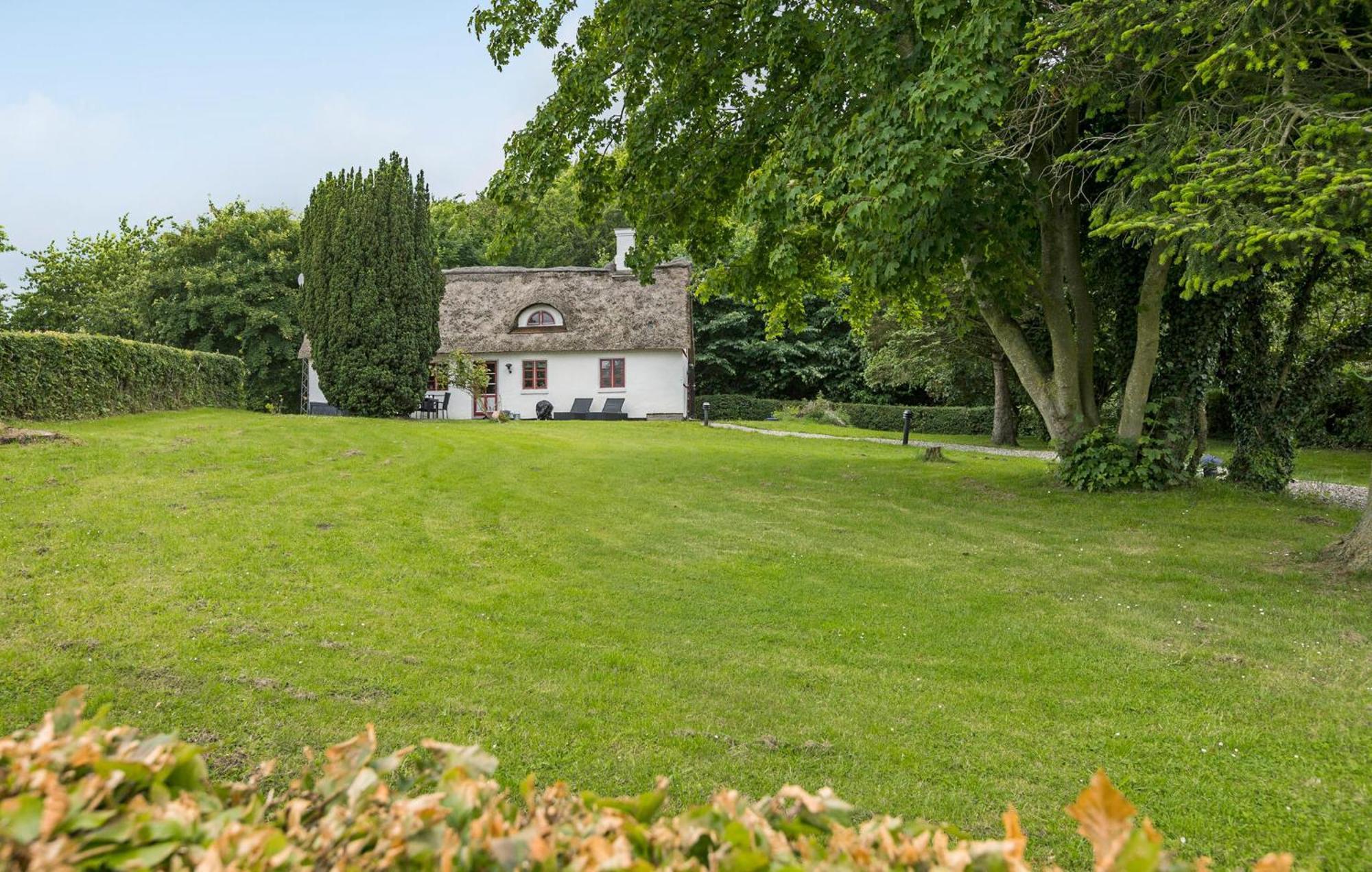 Lovely Home In Augustenborg With Wifi Asserballeskov Exterior photo